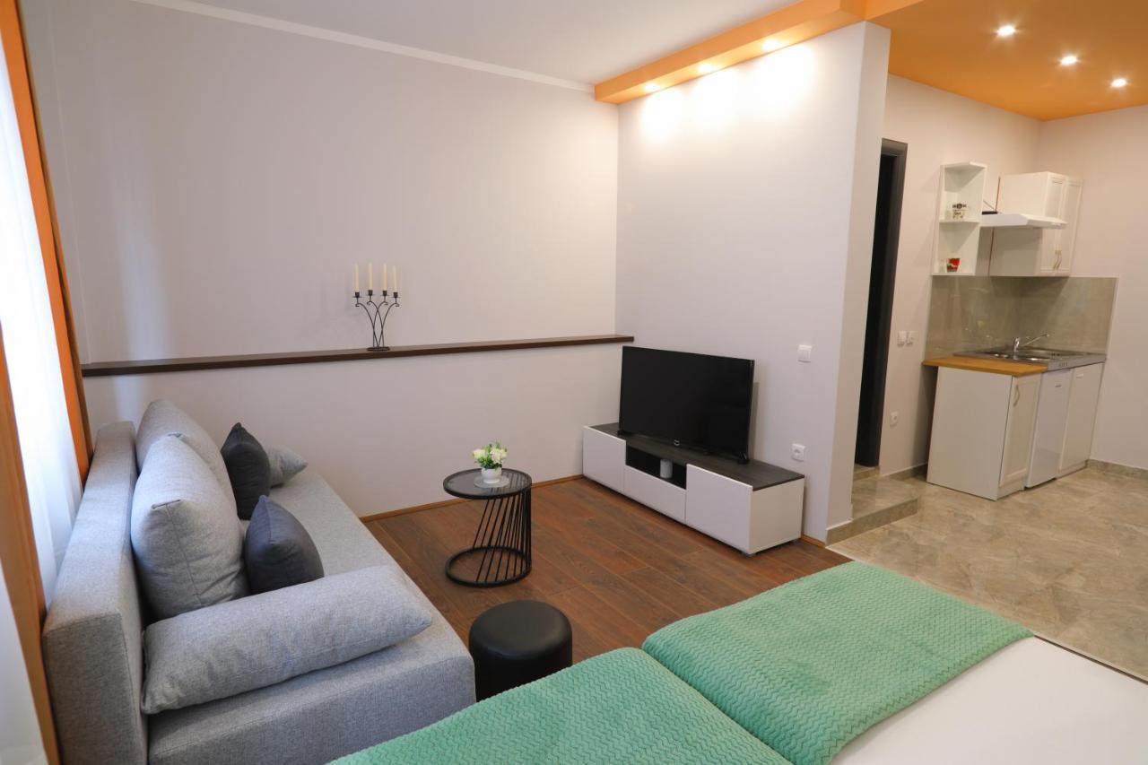 Fenix Apartments 소코 반자 외부 사진