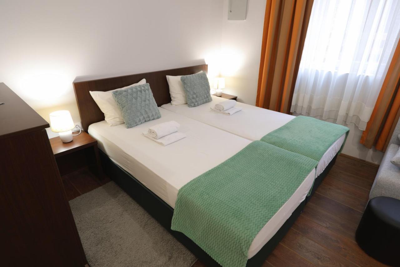 Fenix Apartments 소코 반자 외부 사진