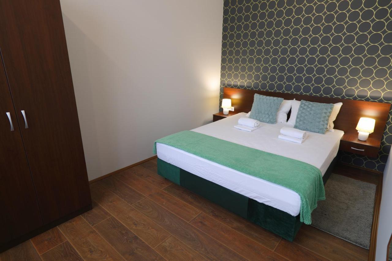 Fenix Apartments 소코 반자 외부 사진