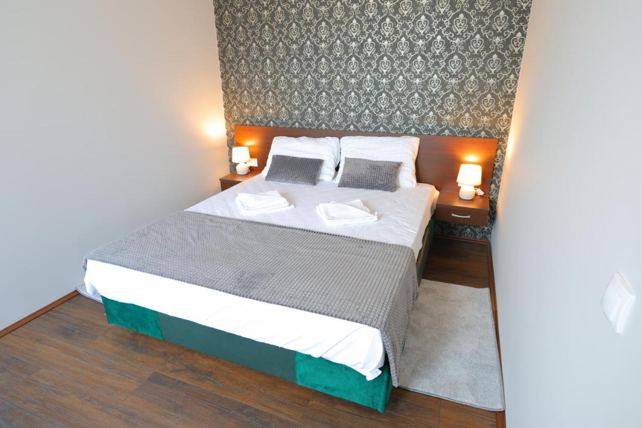 Fenix Apartments 소코 반자 외부 사진