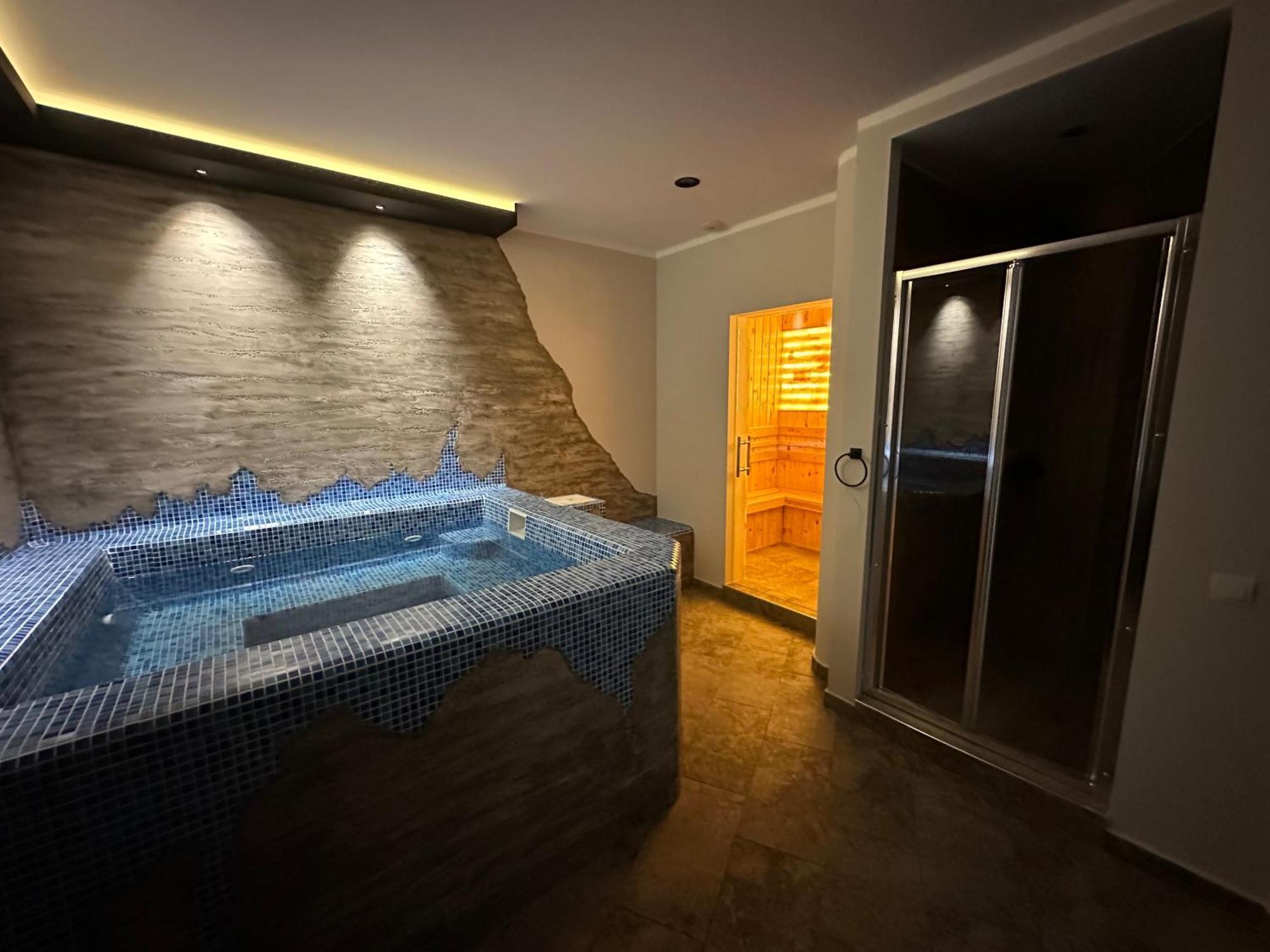 Fenix Apartments 소코 반자 외부 사진