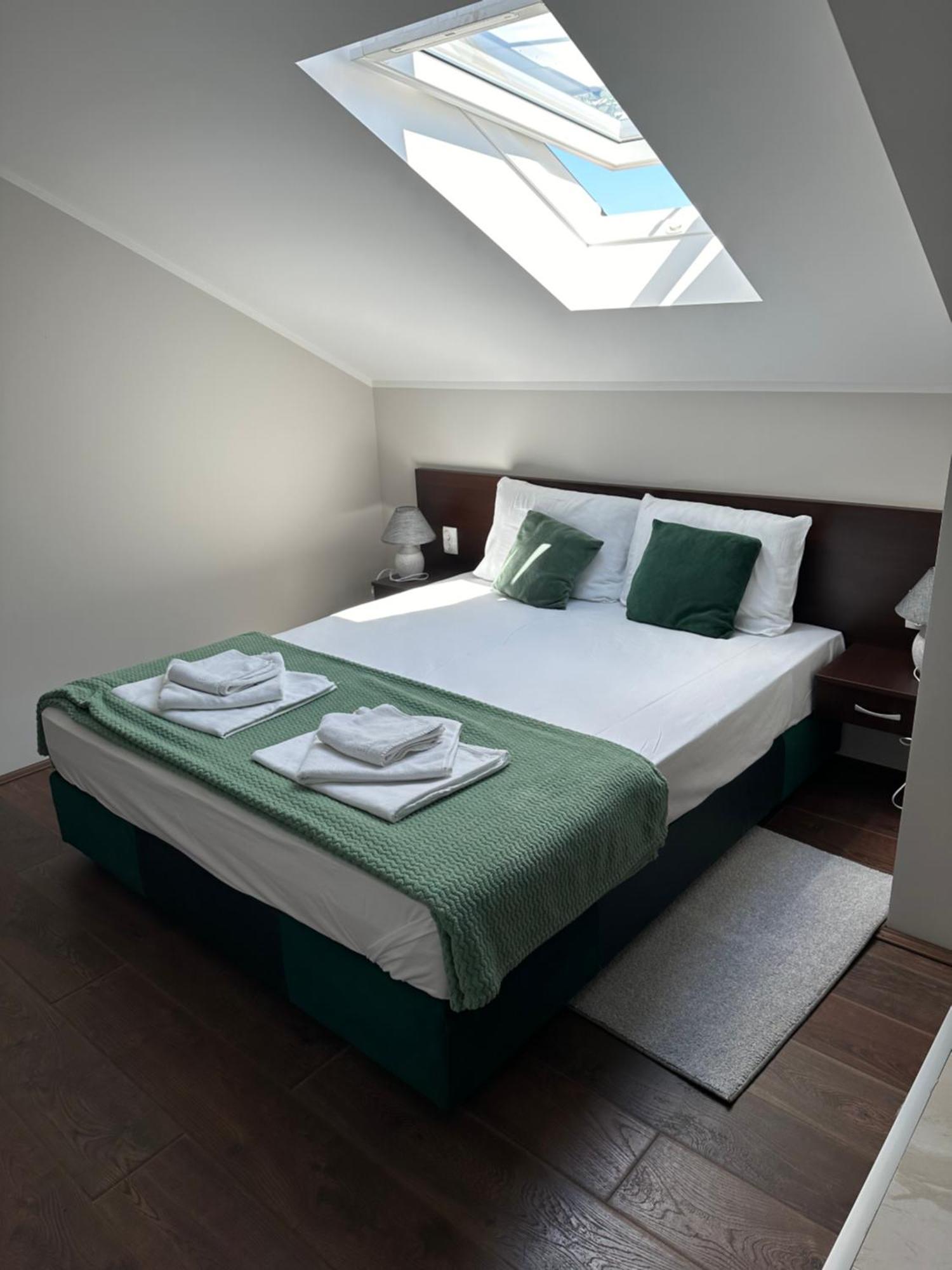 Fenix Apartments 소코 반자 외부 사진