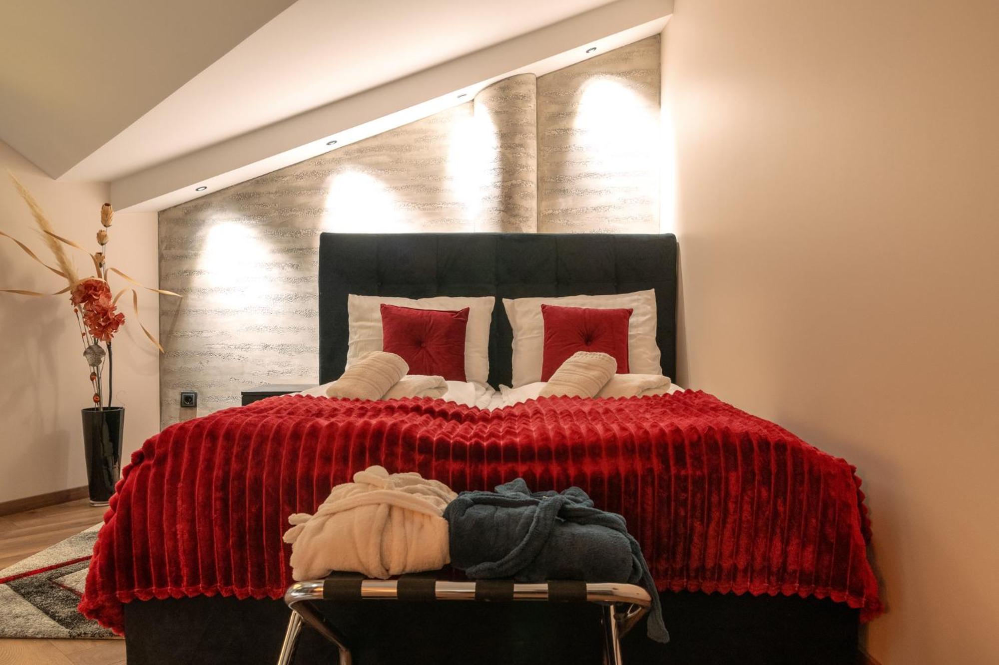 Fenix Apartments 소코 반자 외부 사진